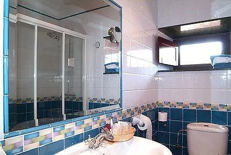 爱库尔特里罗酒店