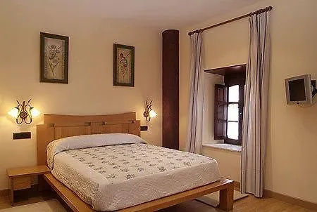 爱库尔特里罗酒店